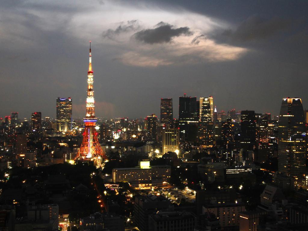 Apa Hotel Shinjuku Kabukicho Tower Tokyo Esterno foto